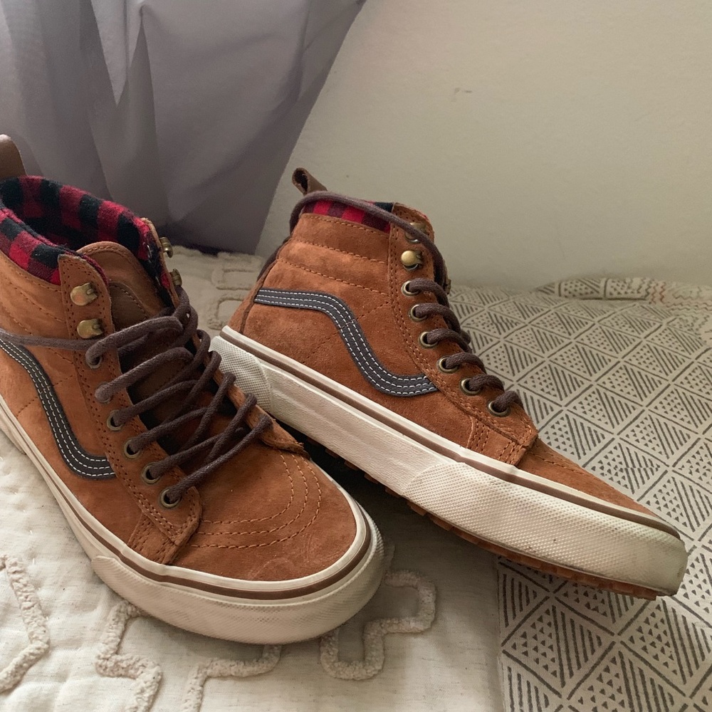 Vans SK8-HI MTE women 7.5 men 6